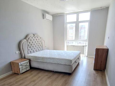 квартира за адресою Микільсько-Слобідська вул., 10