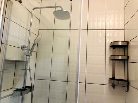 квартира за адресою Академіка Булаховського вул., 5-В