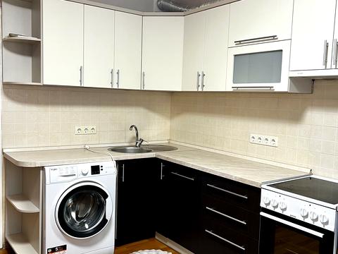 квартира за адресою Братиславська вул., 9-А