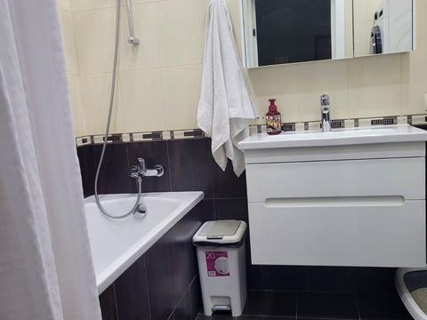 квартира за адресою Зоопаркова вул., 10
