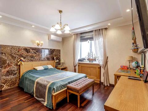 квартира по адресу Боголюбова ул., 16