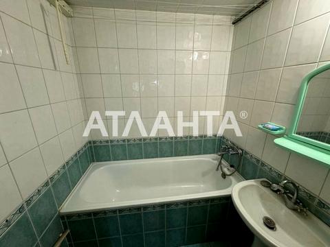 квартира за адресою Євгена Чикаленка вул., 60/2