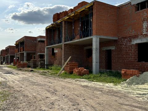 будинок за адресою Петра Дорошенка