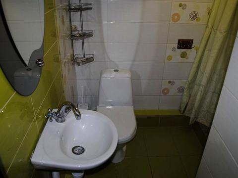 комерційна за адресою Максима Залізняка вул., 4/2