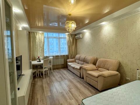 квартира за адресою Миколи Бажана просп., 8-Б