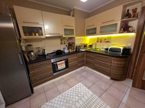 квартира за адресою Милославська вул., 16