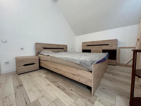 будинок за адресою Лугова