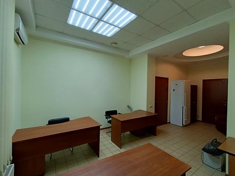 комерційна за адресою Симона Петлюри вул. (Комінтерну), 20а