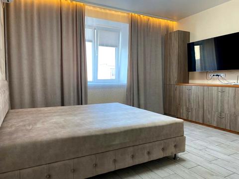 квартира за адресою Високовольтна вул., 14А