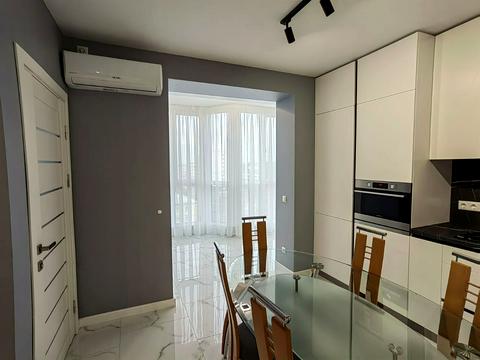 квартира по адресу Черновола ул., 1