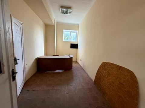 комерційна за адресою Стрийська вул., 45