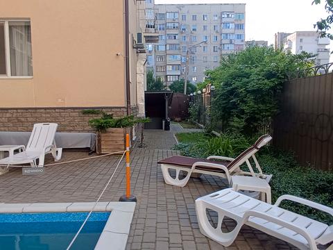 комерційна за адресою Лазурна вул. (Гайдара), 3А