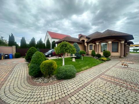 будинок за адресою Ігоря Сікорського вул. (Олександра Можайського)