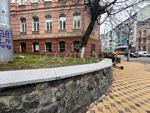коммерческая по адресу Саксаганского ул., 84-86
