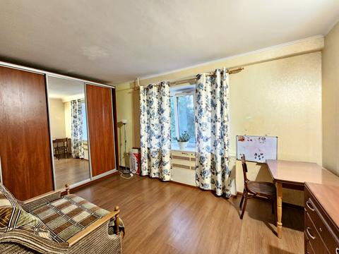 квартира за адресою Василя Кучера вул., 8