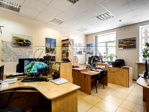 комерційна за адресою Дегтярівська вул., 45