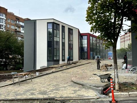 комерційна за адресою Фрометівська вул., 2