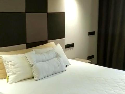 квартира за адресою Ділова вул. (Димитрова), 1/2