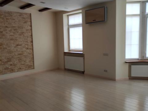 будинок за адресою Міжгірна вул.