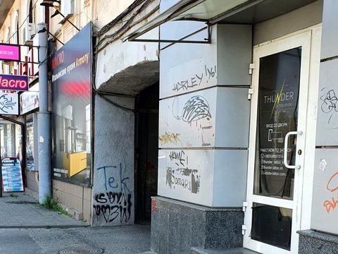 комерційна за адресою Кооперативна вул., 28