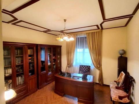 будинок за адресою провулок Набережний