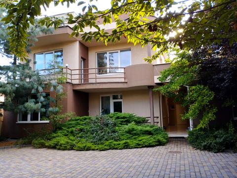 будинок за адресою Карпатської України вул. (Юрія Гагаріна)