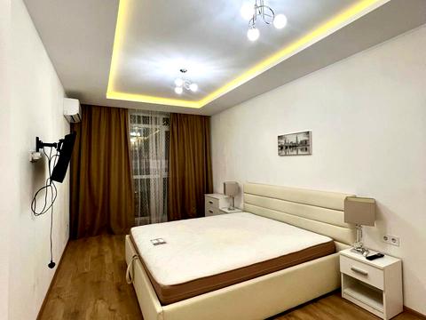 квартира за адресою В'ячеслава Чорновола просп. (), 16