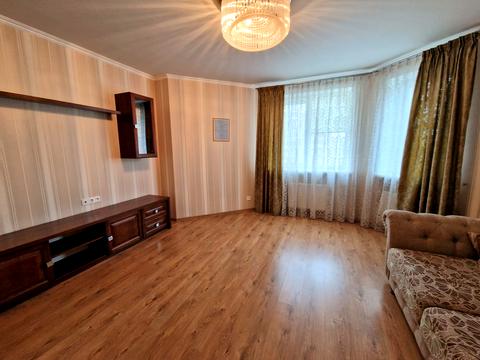 квартира за адресою Боголюбова вул., 16