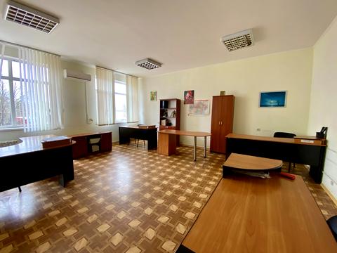 комерційна за адресою Казарського вул., 1/2