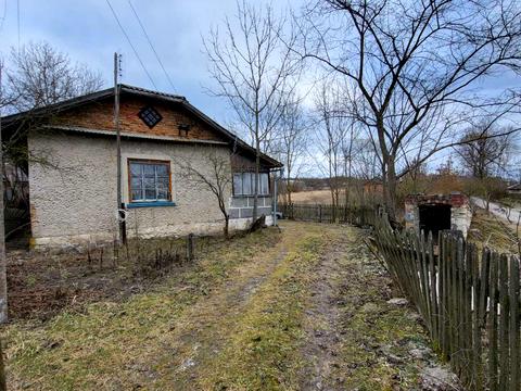 дом по адресу Центральна