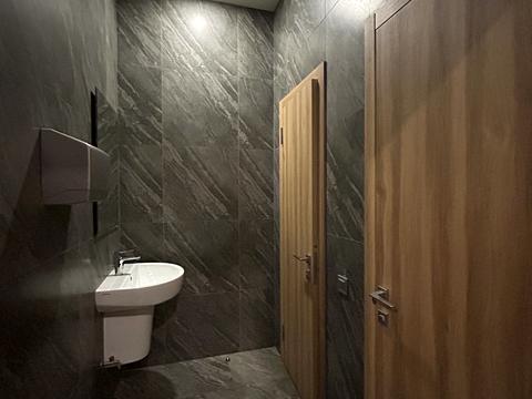 комерційна за адресою Кловський узвіз (Кловський), 7