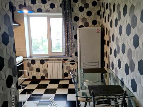 квартира за адресою Йорданська вул. (Лайоша Гавро), 8