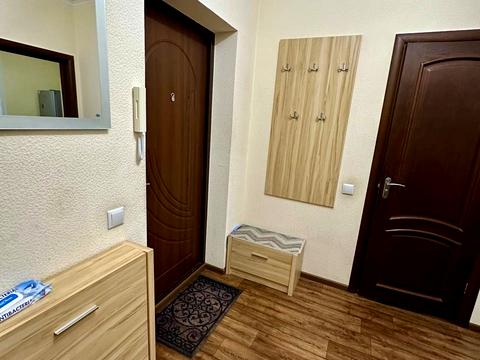 квартира за адресою Сім'ї Кульженків вул. (Петра Дегтяренка), 33