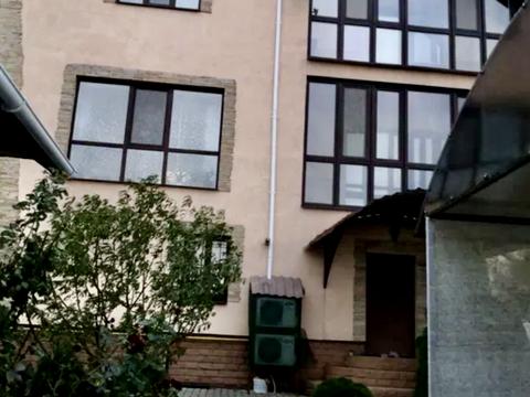 будинок за адресою Броньова вул., 40