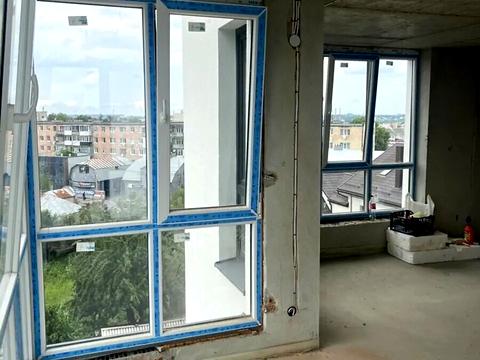 квартира за адресою Степана Бандери просп., 10