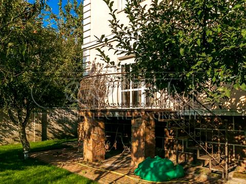 будинок за адресою с. Петропавлівська борщагівка, Вишнева, 1