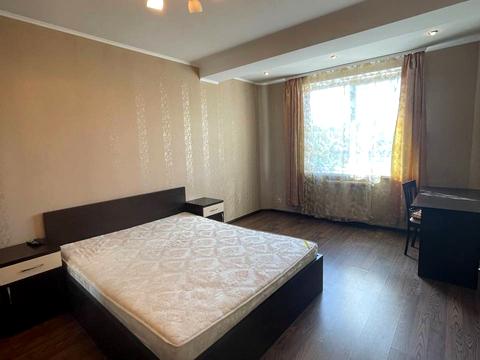 квартира за адресою Братів Міхновських вул. (Московська), 32б