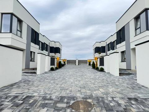 будинок за адресою Сергія Голубєва