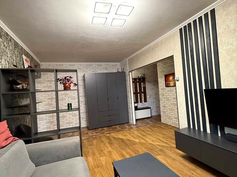 квартира по адресу Академіка Стражеска ул., 1
