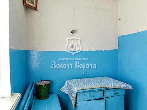 участок по адресу Хутірська, 2