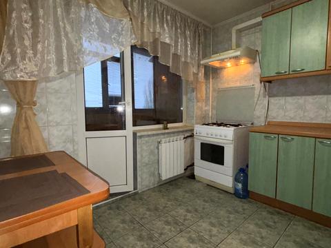 квартира за адресою Зодчих вул., 44