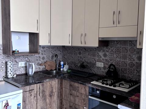 квартира за адресою Героїв Небесної Сотні просп., 40/1