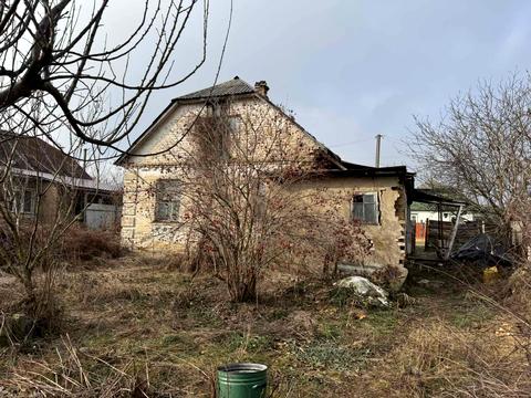 участок по адресу Лесі Українки, 12