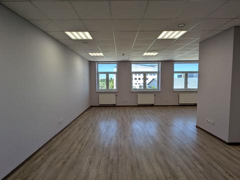 коммерческая по адресу Трускавецкая ул., 11