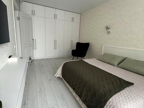 квартира за адресою Перлинна вул., 9