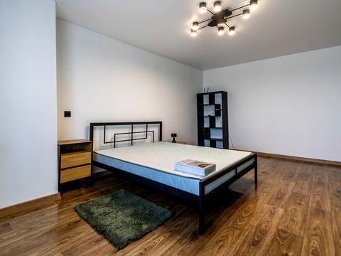квартира по адресу Степана Бандеры ул., 60