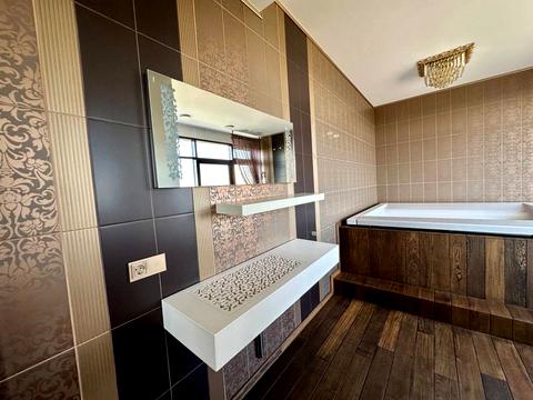 квартира за адресою Бригадна вул., 67