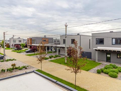 будинок за адресою Щаслива