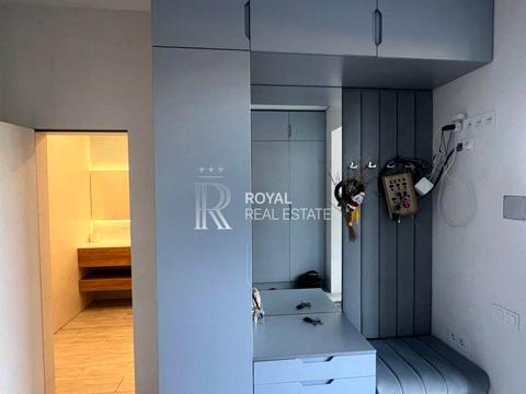 дом по адресу Трояндова