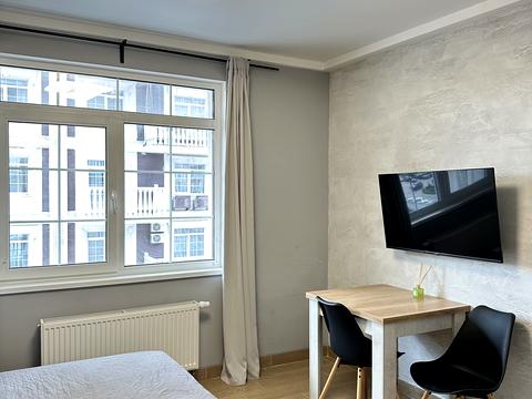 квартира за адресою Михайла Максимовича вул. (Онуфрія Трутенка), 28-Б